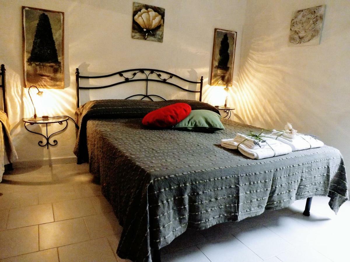 Centralissimo Nel Cuore Del Borgo Suvereto Luaran gambar